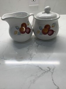 international tableworks stoneware Sugar And Creamer Set