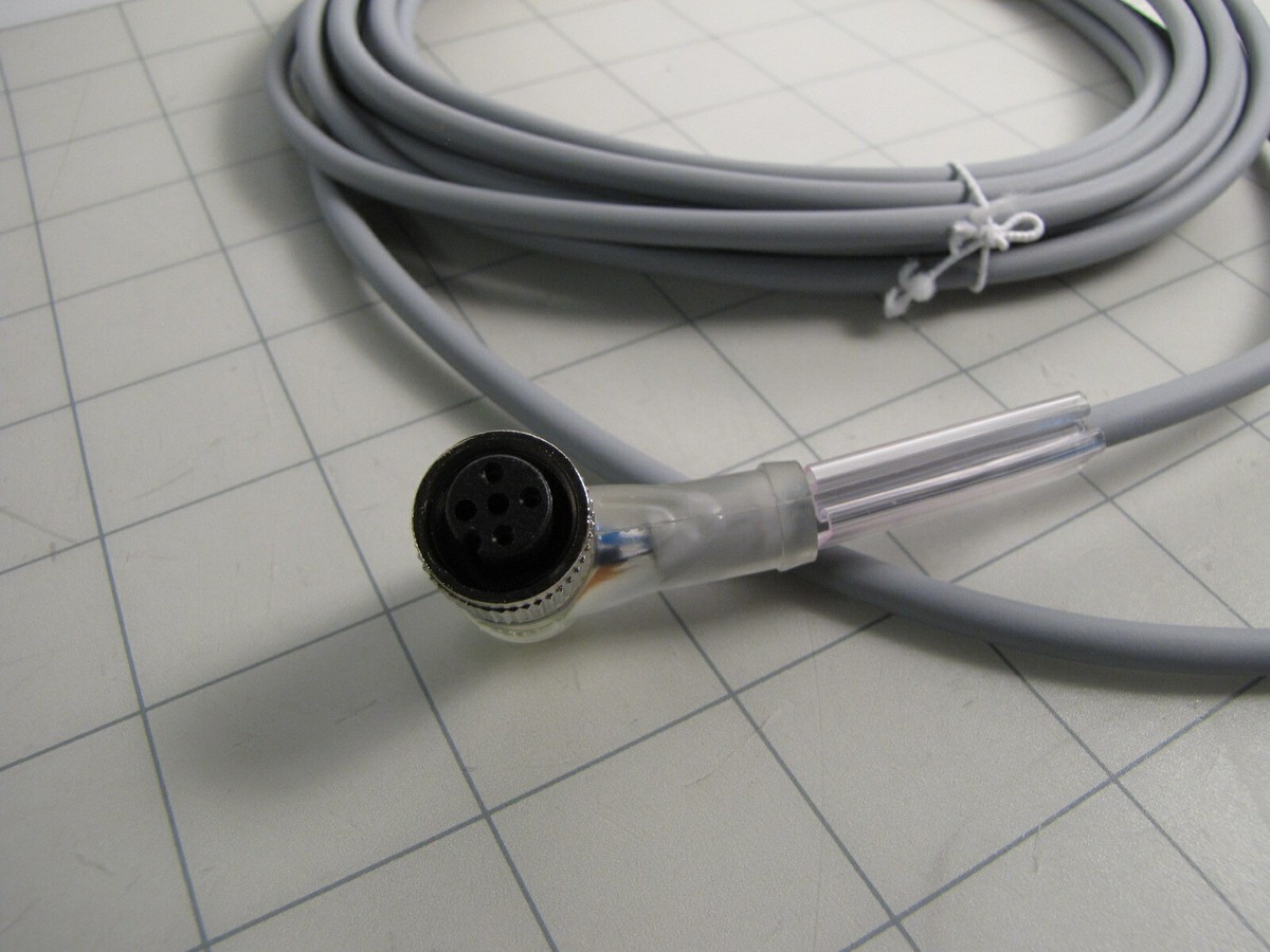 V1-W-E2-5M / 023315 Female Cordset Right Angle 3-Wire 5-Meters