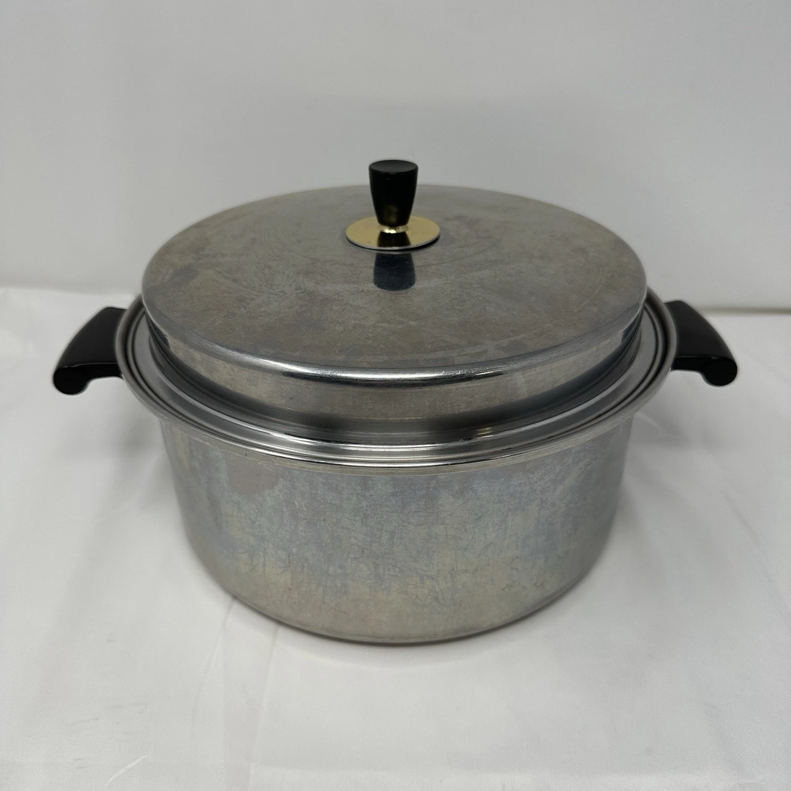 Signature Prestige Tri-Ply 18-8 Stainless Steel 5qt Pot & Lid-Vintage Wards