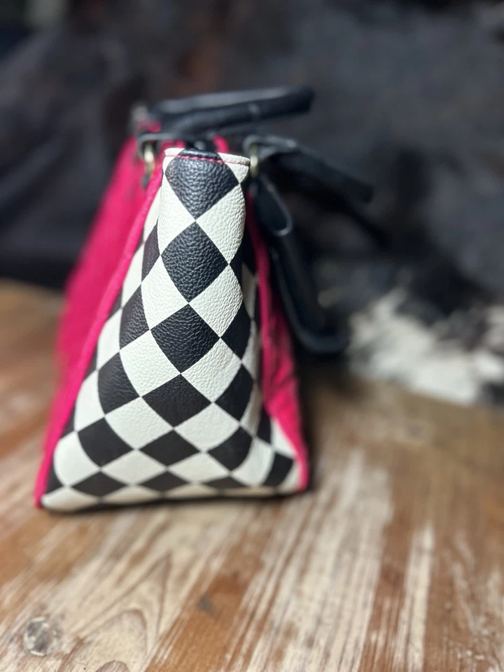 Bolso de Mano Acolchado Betsey Johnson con Lazo Gigante a Cuadros Foto 3 de 4