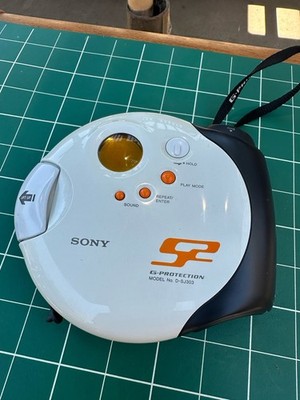 Sony S2 Sports CD Walkman - Portable CD Player D-SJ303 With