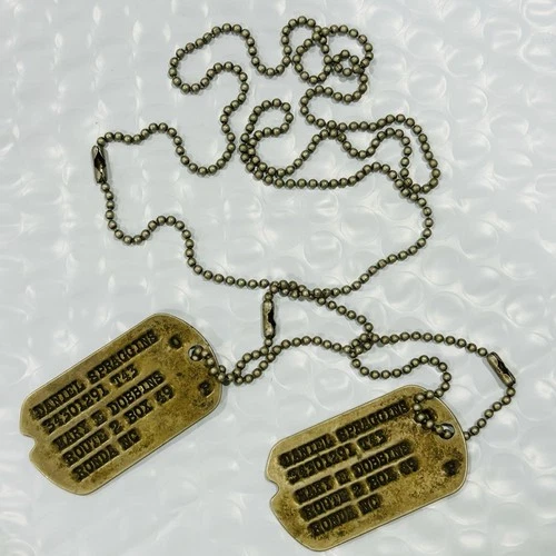 Pair of WW2 US Military Dog Tags Daniel Spraggins NoK Notched T43 Ronda NC