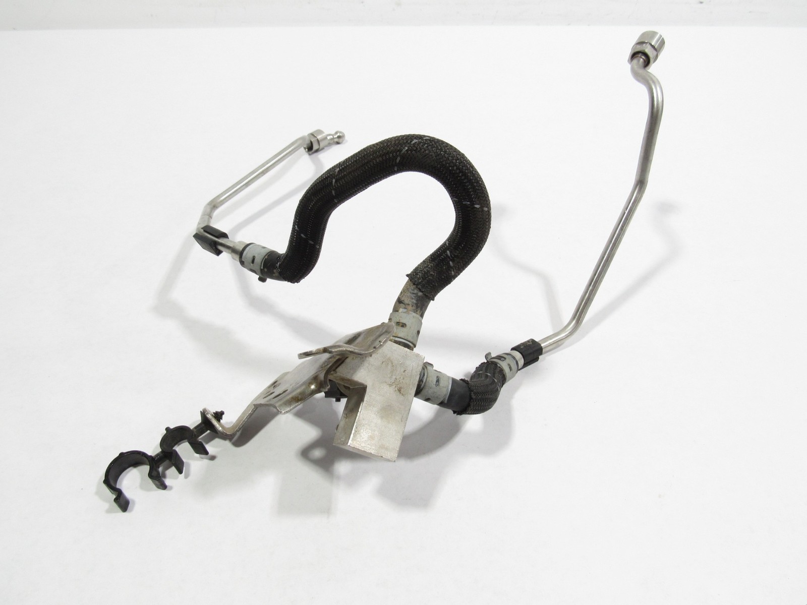 12-18 Bentley Continental GT W12 2015 6.0L Fuel Pressure Pipe Line Hose !:A