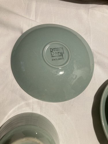 3 Woods Beryl Ware Cups And Saucers Green Utility Ware Mid Century - Picture 11 of 16