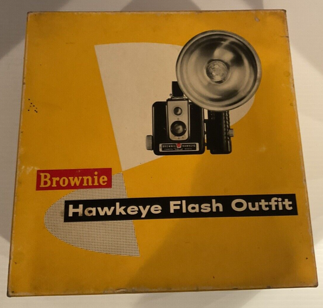 Vintage Kodak Brownie Hawkeye Flash Outfit Camera with Original Box