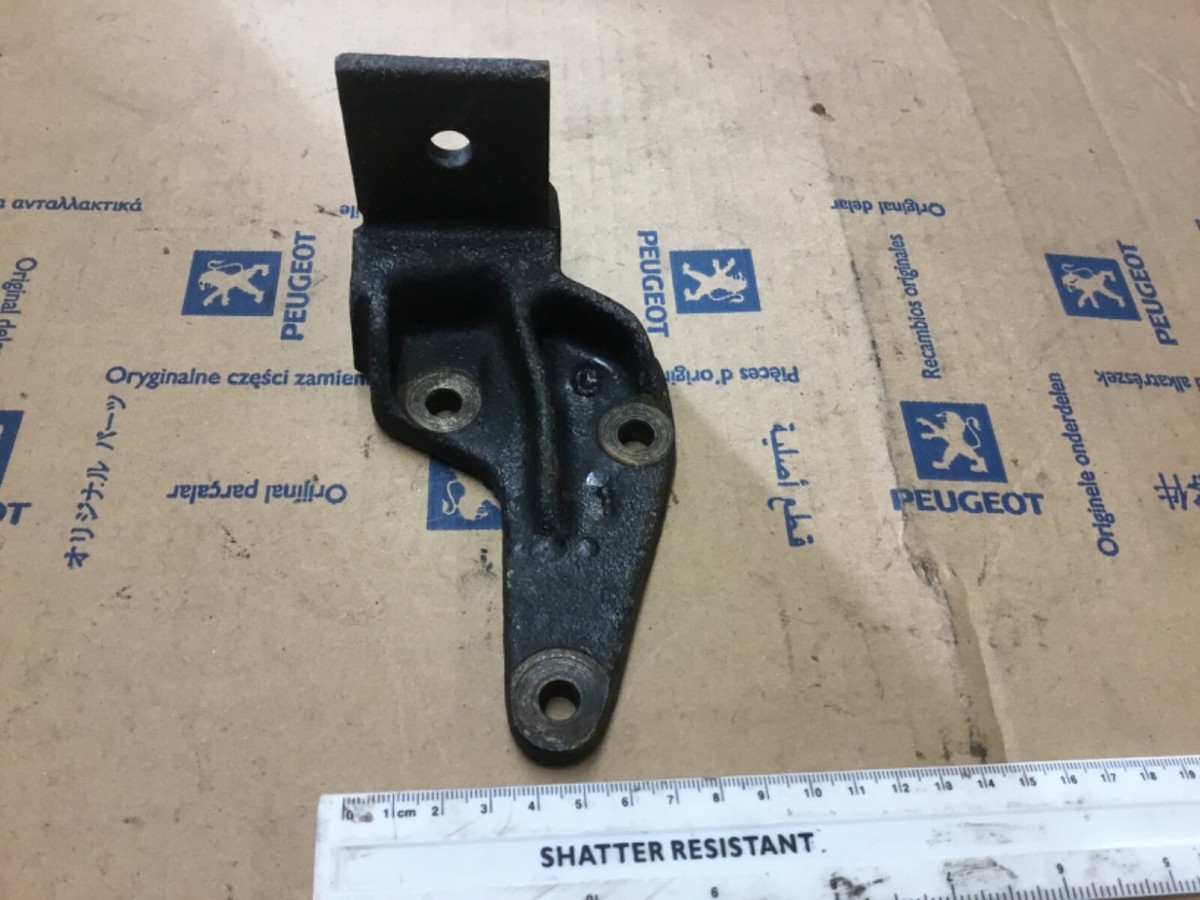 【a】 peugeot 304 genuine upper metal engine mounting 184624 xl5 xr5 xr5