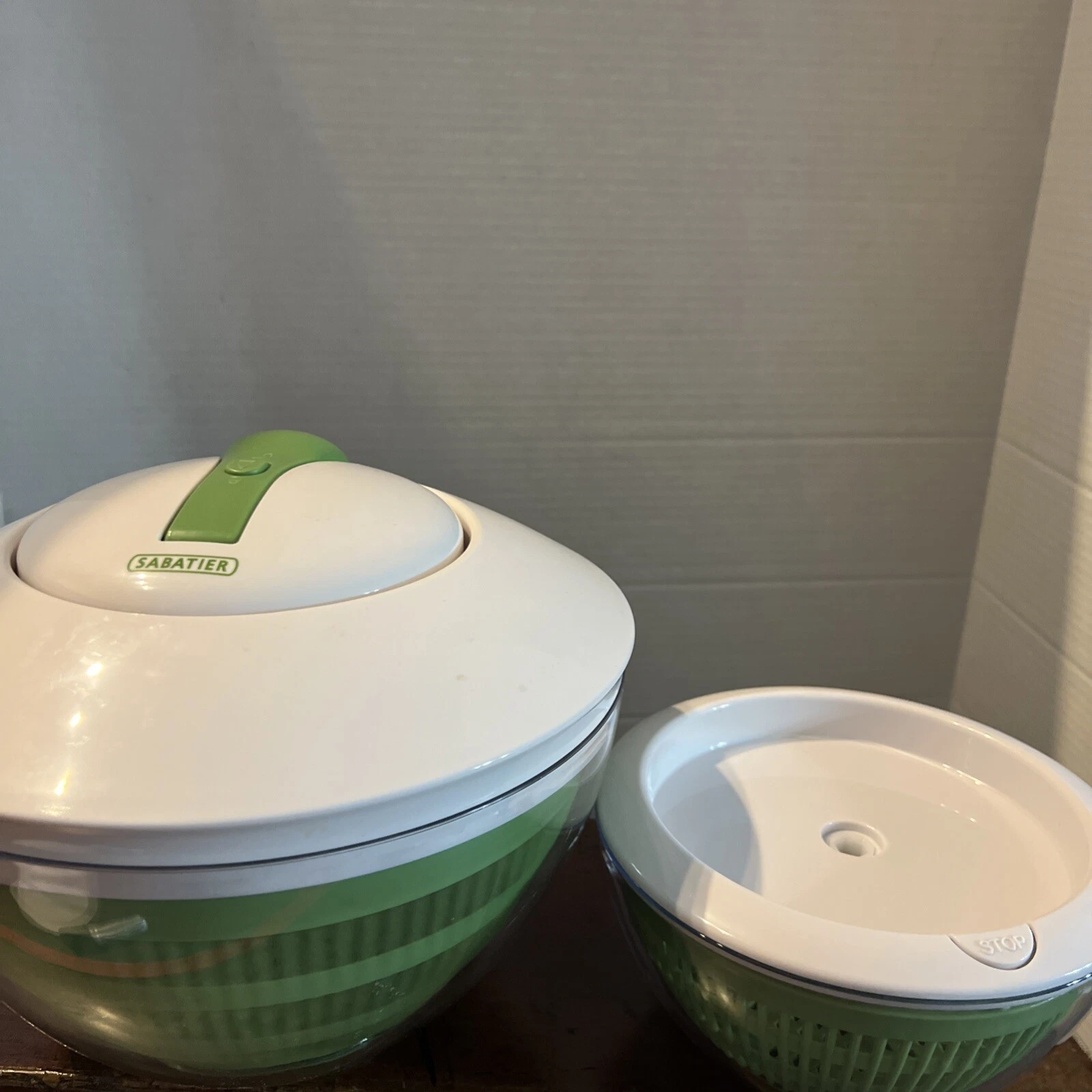 Sabatier 2-in-1 Salad Spinner Small 4/6.5 Cup Large 14/19 Cup Colander Bowl Nice