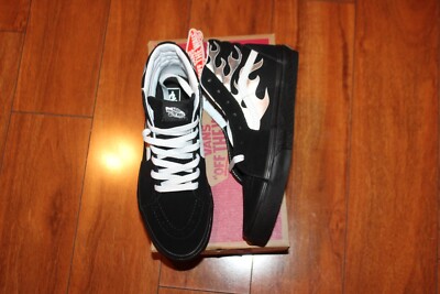 NWT BOYS GIRLS VANS SZ 6.5 SHOES SK8-HI METALLIC FLAME