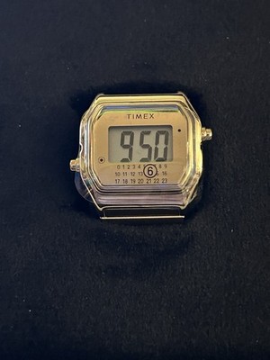 Timex x MM6 T80 Ring Watch Gold M/L  Maison Margiela (TW2Y50200JR) BRAND NEW