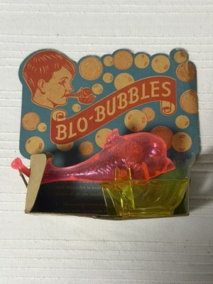1950 Knickerbocker Plastic BLO-BUBBLES Fish shaped bubble pipe Mint on Card