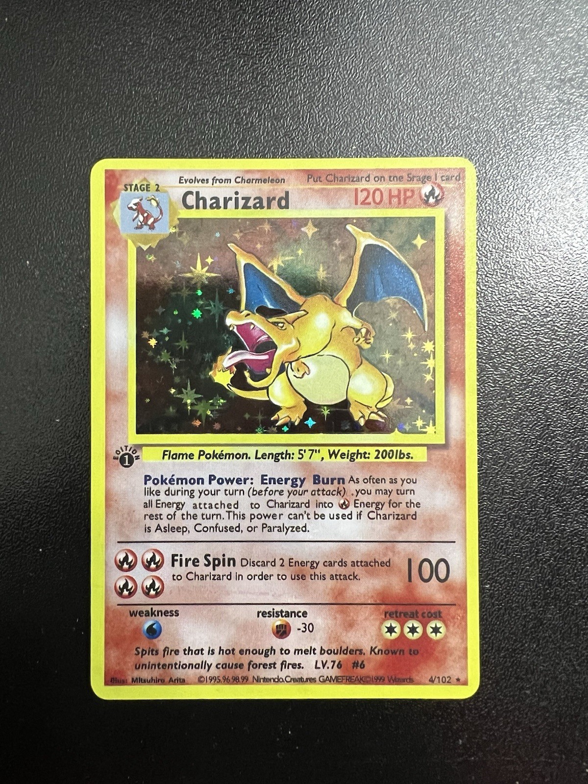 Charizard 1999 -HOLO- **READ**