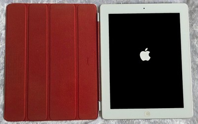 Apple iPad 2 2nd Gen 64GB Cellular A1396 White Collectible Retro Tablet Mint