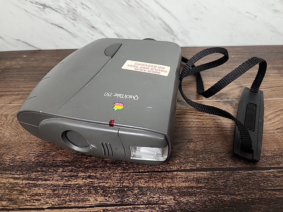 ☆LOOK☆ ~Apple 🍎 QuickTake 150 Digital Camera Powers On~ ☆FREE