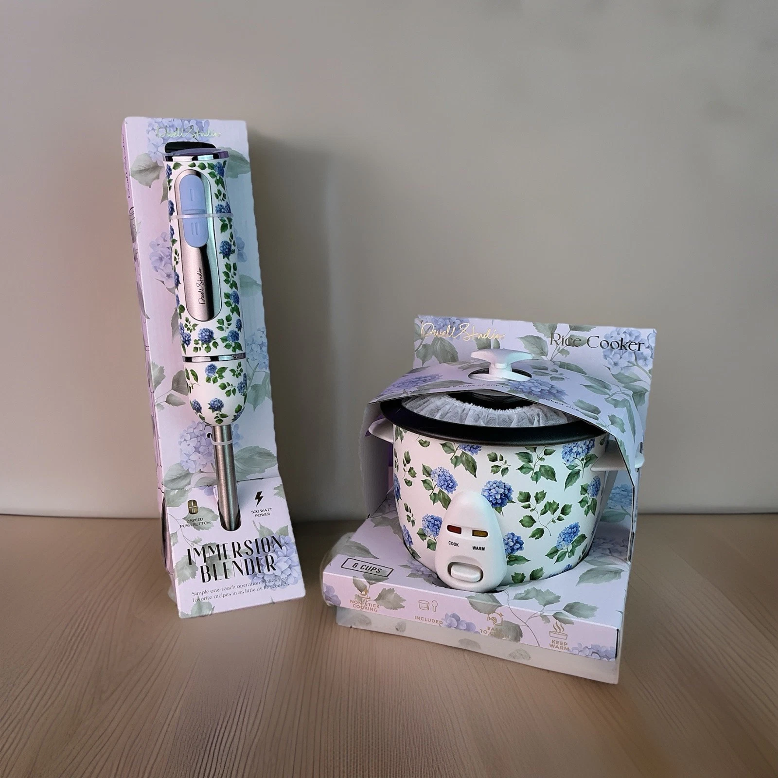 NEW Dwell Studios Combo Rice Cooker & Immersion Blender Blue Floral Pattern*NEW*
Opens in a new wind
