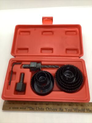 Tool Shop - hole saw kit With Red Case - Complete
