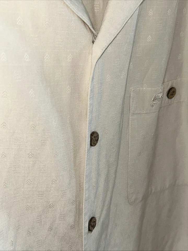 2XL Weekender For Against The Elements Silk Button Down Short Sleeve Mens Shirt - Image 4 of 4