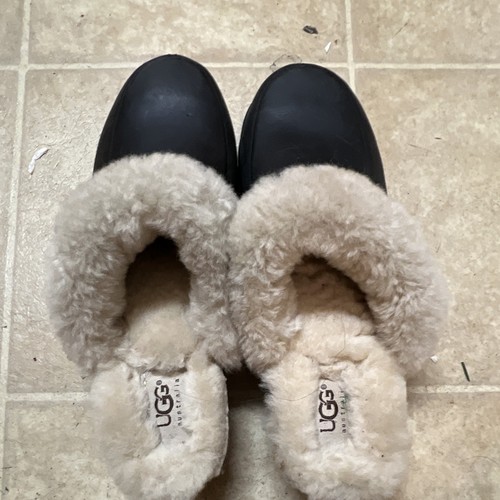 UGG Scuffette Women’s Slip-On Slipper Leather Sheepskin Lined Black US 6