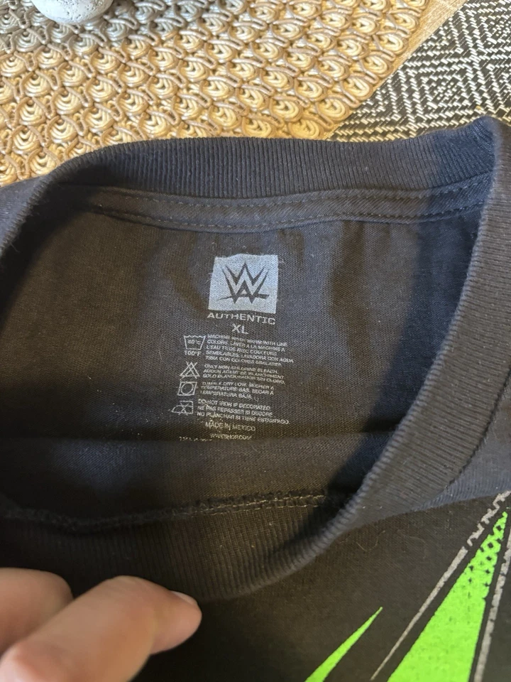 Camiseta Randy Orton WWE Authentic Wear RKO Manga Corta Negra/Verde (XL) Foto 2 de 4