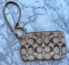 Vintage Coach Signature Jacquard Small Wristlet