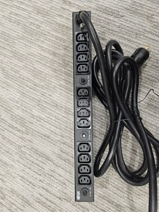 Tripp Lite series 5.8kW 200-240V Single-Phase Basic PDU