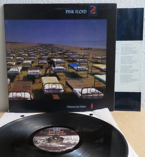 Pink Floyd: A Momentary Lapse Of Reason LP Columbia 1987 Original with Insert