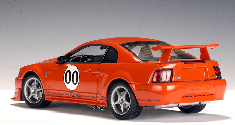 2000 FORD MUSTANG COBRA R RACE CAR ORANGE 1:18 AUTOart 80016 BRAND