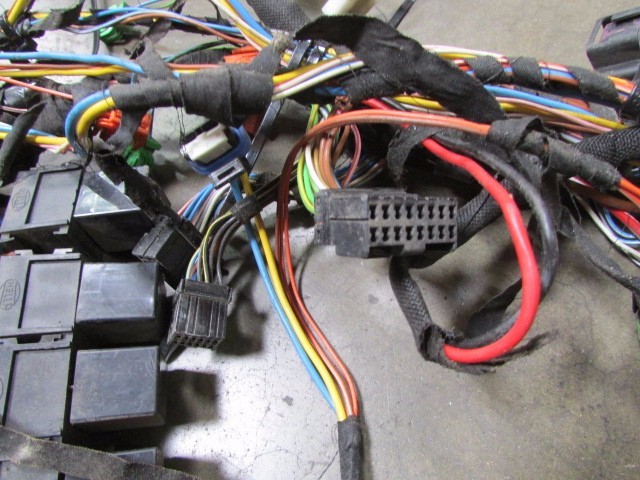 Maserati M138 Spyder, Convertible Top Wire Harness, Used, P/N 189744