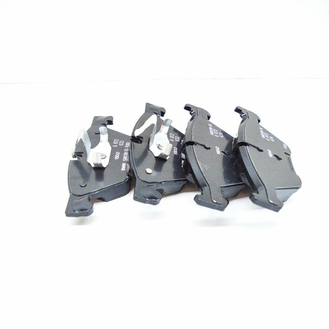 BMW 5 F10 Front Brake Pads Repair Kit 34116872632 6872632 NEW GENUINE