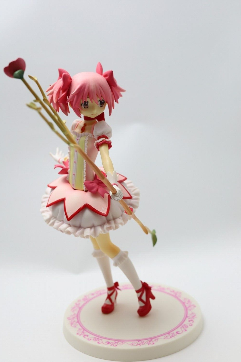 Madoka Kaname/ Bow Figure 