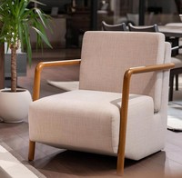 Designer Beiger Stoffsessel Stilvoller Relaxsessel Edler Sitzsessel