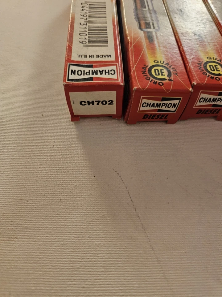 4XNEW GLOG PLUGS CHAMPION MADE IN GERMANY FOR AUDI A3 A4 A6 CH702 N10579802 - Image 2 of 4