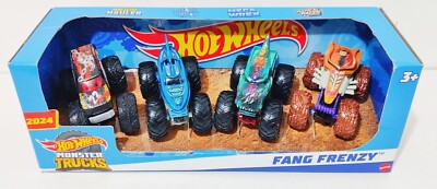 Hot Wheels Monster Trucks 1: 64 Scale 4-Truck Pack, Fang Frenzy