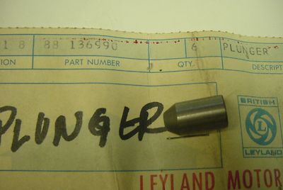 NOS Gearbox Reverse Plunger Triumph TR2 TR3 TR4 TR250 TR6 Stag Spitfire 