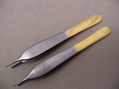 Forceps, unbranded - 4.5'' - 2 available