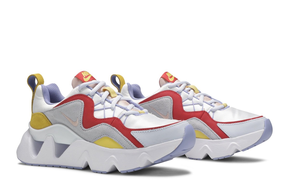 nike ryz 365 white washed coral