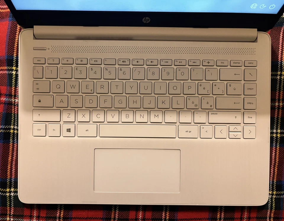 Laptop - Immagine 2 di 3