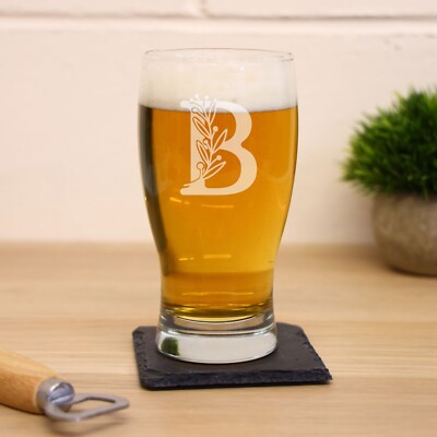 Personalisiertes Monogramm Initiale geätzt Pint Glas graviert Name auf Bierbecher