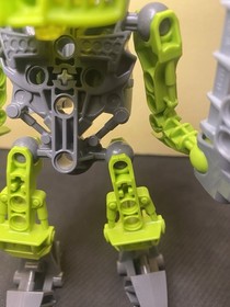 LEGO Bionicle - 8944  Matoran Tanma COMPLETE - 2008 Retired - READ