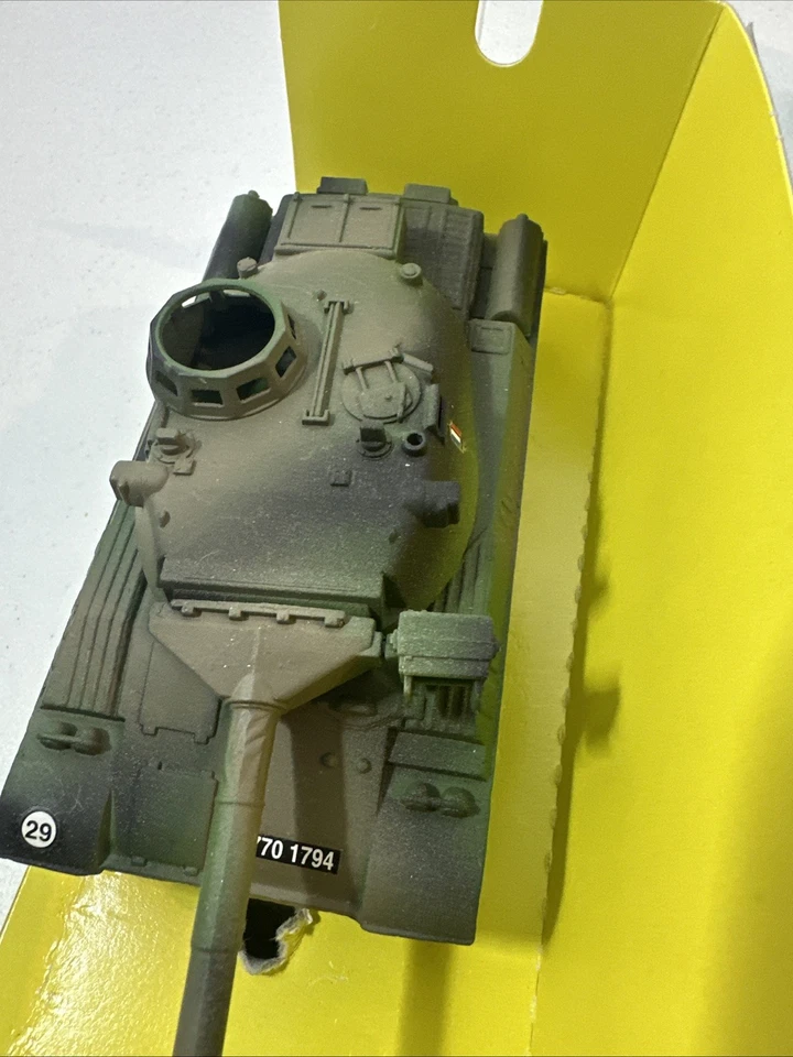 Verem 1/50 Nr. 9006 AMX 30 B2 Panzer OVP #7916 - Image 3 of 4