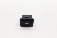 Interruptor de control de liberación de tapa de maletero Mazda 6 2018-2021 tablero delantero OEM