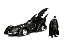 BOX ROTTO BATMOBILE Modello Auto da BATMAN FOREVER 22cm Scala 1/24 Con FIGURA