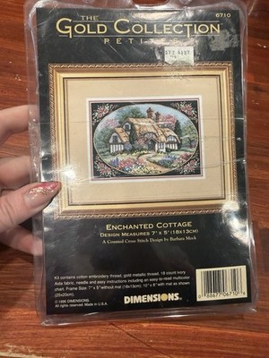 DIMENSIONS THE GOLD COLLECTION PETITES ENCHANTED COTTAGE COUNTED CROSS STITCH