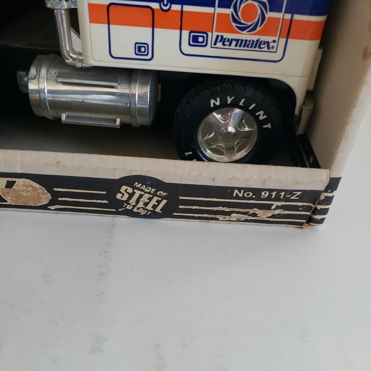 NYLINT PERMATEX GMC * 18 WHEELER TRACTOR TRAILER 22” No. 911-Z BIG
