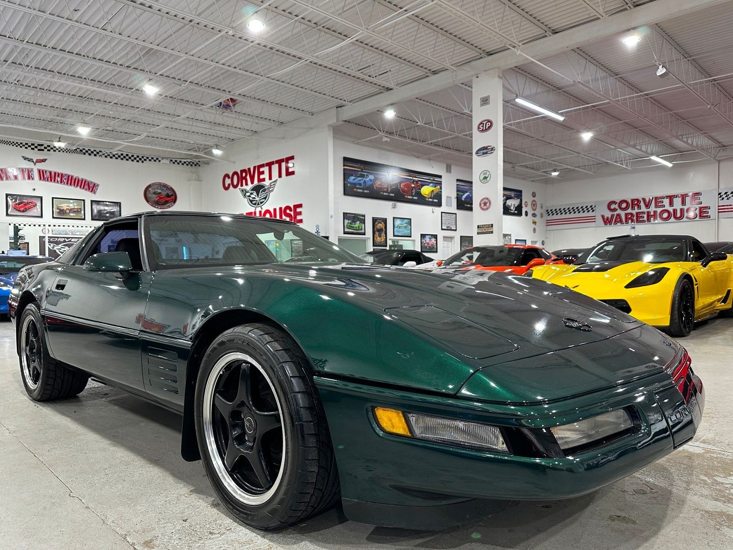 1994 Green Chevrolet Corvette   | C4 Corvette Photo 6