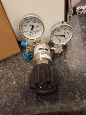 #ad Airgas Pressure Regulator 10000 PSI Inlet 6000 PSI Y11C198K677 AG $600.00
