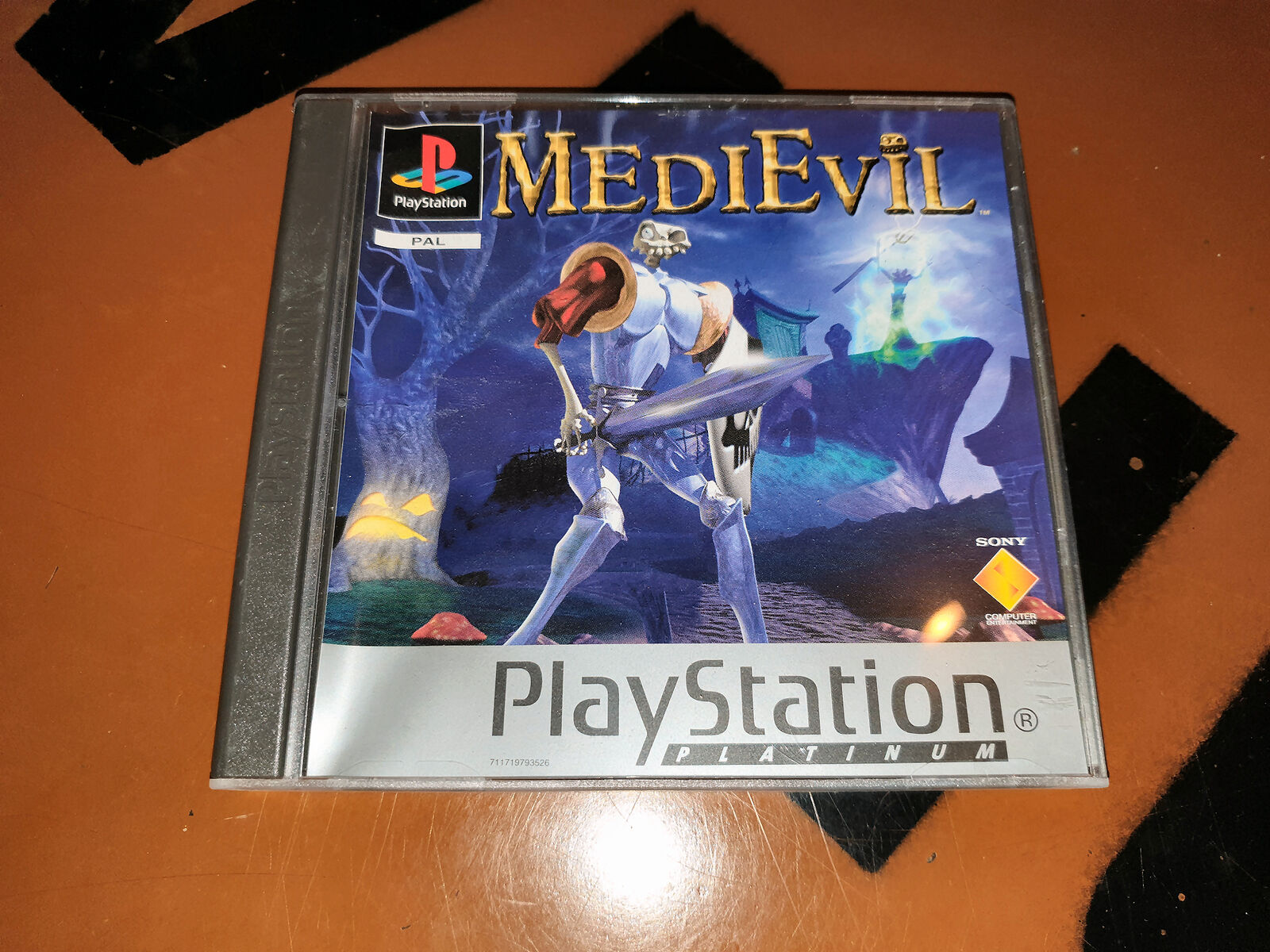 Play MediEvil Sony PlayStation online