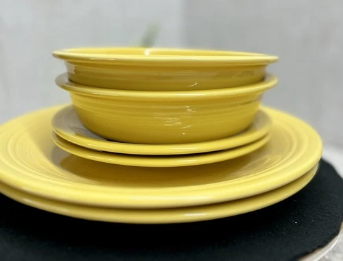 Homer Laughlin Fiestaware Fiesta Yellow Dishes Set Of 6 EUC