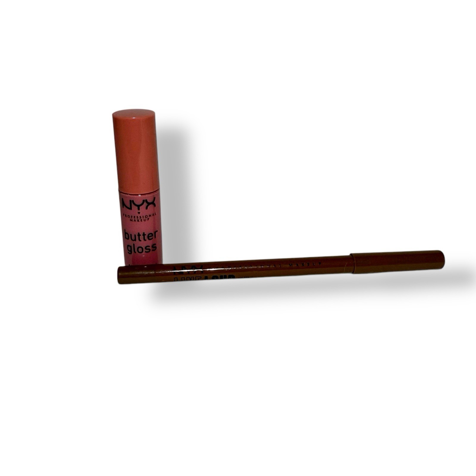 NYX Professional Makeup Lip Liner in Total Baller with Butter Gloss in Creme Brulee