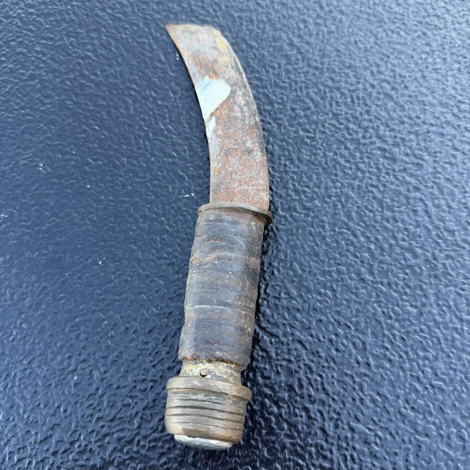 Vintage Curved Grafting Pruning Knife Leather Handle Garden Tool 8” Rusty