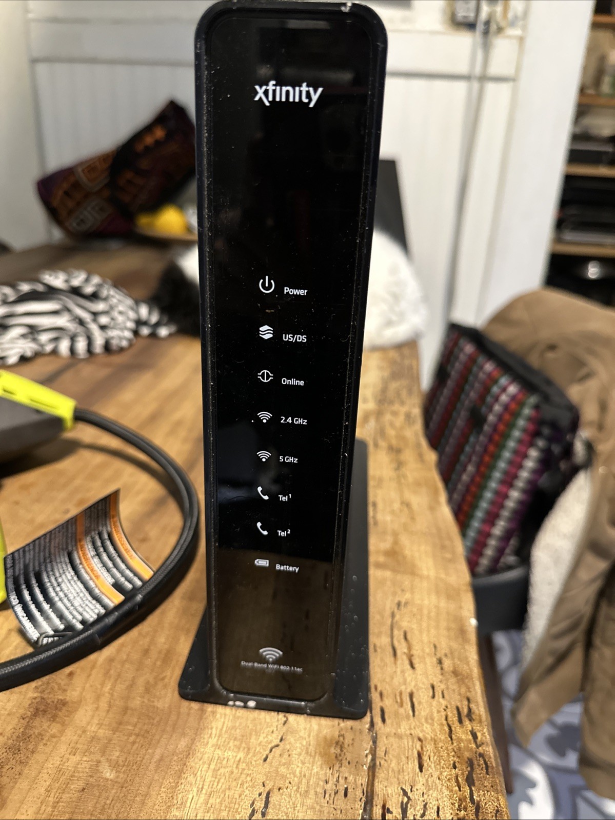 ARRIS TG1682G Xfinity Dual-Band WiFi Cable Modem Router Comb